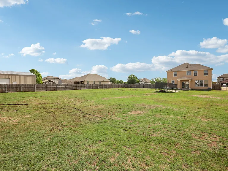 132 Brittany Ln — Photo 26