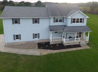 11097 Loris Ave, Aurora, OH 44202