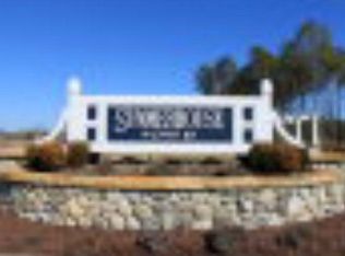 163 Spicer Lake Dr, Holly Ridge, NC 28445