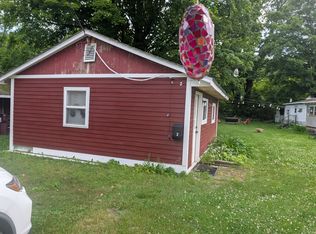 14 Academy St #C, Cambridge, NY 12816