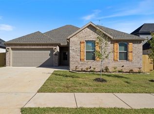 7004 SW Basswood Ave, Bentonville, AR 72713