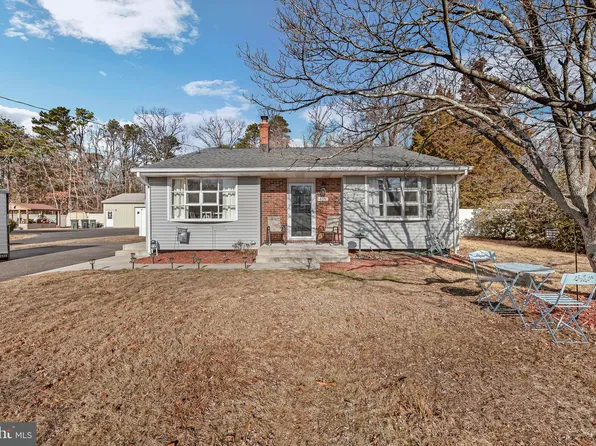 405 May Ave, Williamstown, NJ 08094