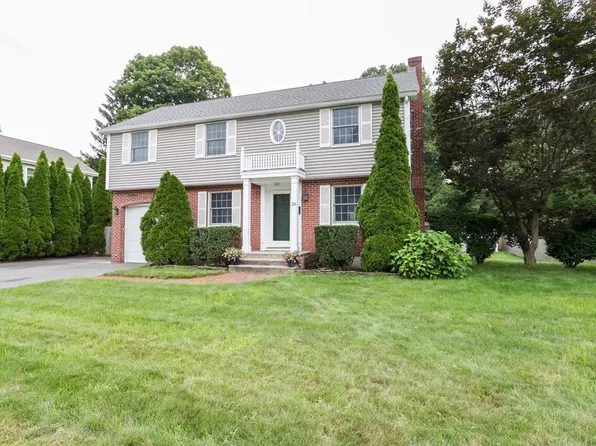 26 Sherwood Rd, Natick, MA 01760