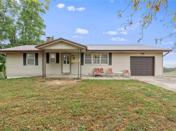 26423 NE 98th St, Excelsior Springs, MO 64024