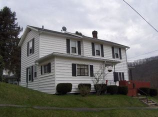 25 Cornplanter Ave, Oil City, PA 16301
