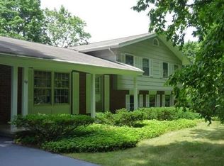 68 Stuyvesant Rd, Pittsford, NY 14534