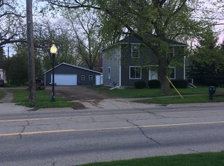 304 W Grand River Ave, Fowlerville, MI
