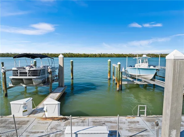 4199 Bay Beach Ln, Fort Myers Beach, FL 33931