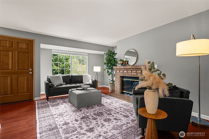 3rd image of 27408 NE 30th Way