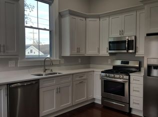 4534 Chestnut St #B, New Orleans, LA 70115