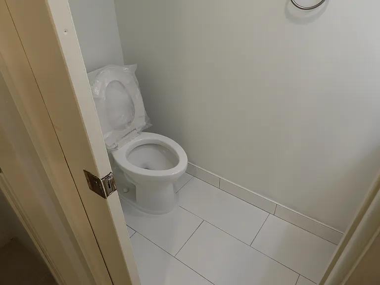 55 Clinton Pl #301 — Photo 20
