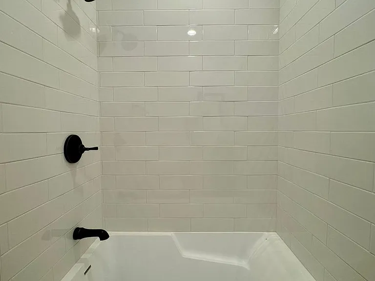 5250 Los Altos Plaza — Photo 23