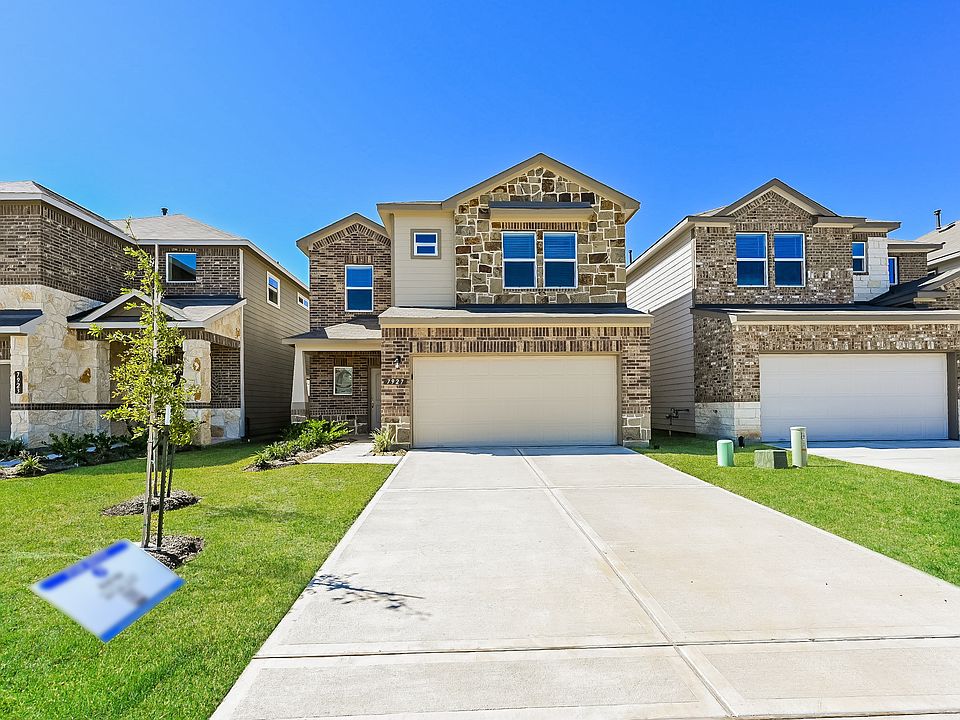 1st image of 7927 Cypress Country Dr