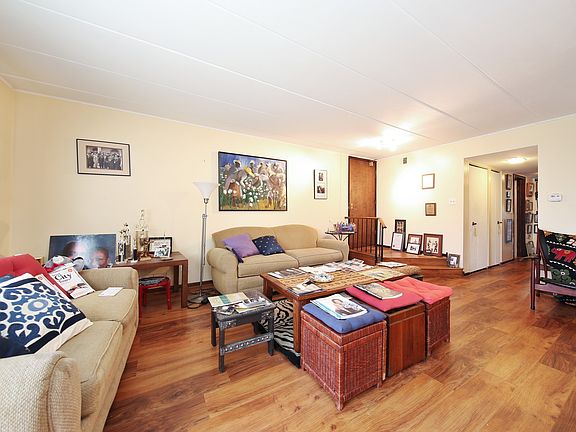 2nd image of 8086 S Garfield Ave APT 7-1