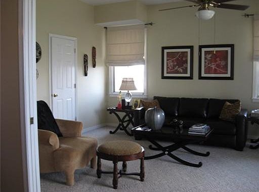 3rd image of 330 Morgan St APT 205