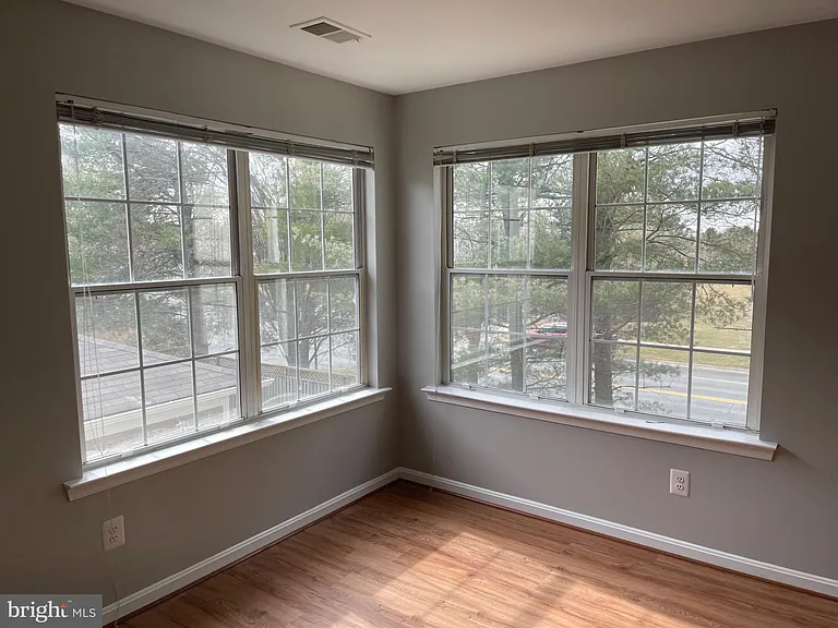 6 Marketree Ct — Photo 12