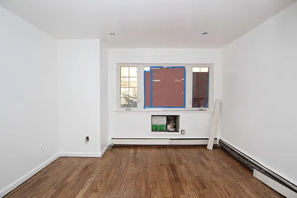 Rented by Nooklyn NYC LLC | media 10