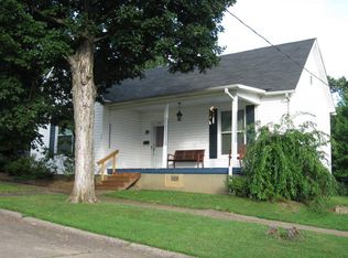 216 E Moss Ave, Earlington, KY 42410
