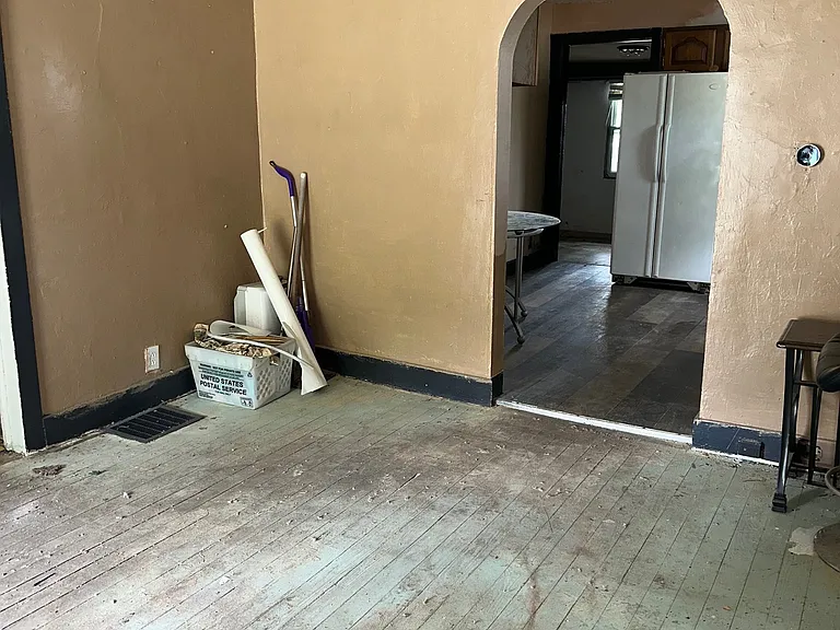 2618 E Garfield Ave — Photo 15