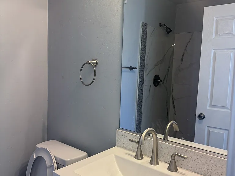 721 Ocean View Dr #G — Photo 5
