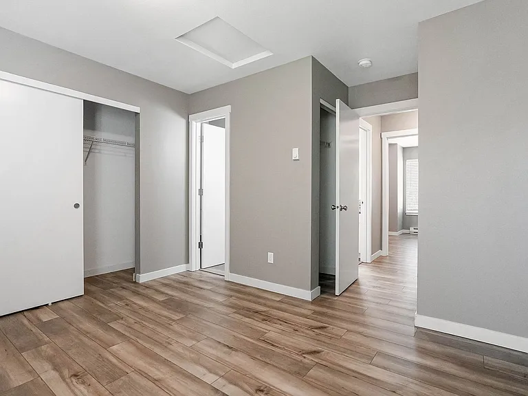 249-Nola Place Apartments — Photo 50