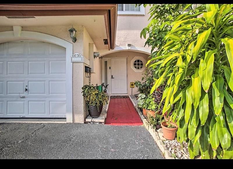 1st image of 8944 NW 38th Dr
