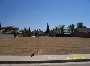 328 S Kingswood Pkwy, Reedley, CA 93654