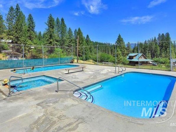 10 Shadow Rd, Garden Valley, ID 83622