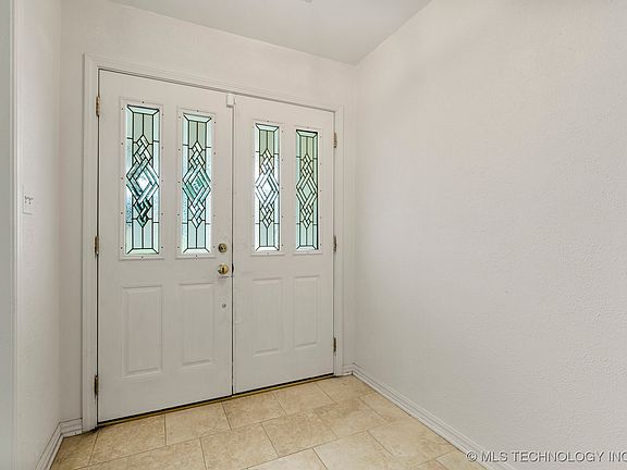 4th image of 6725 E 51st Pl