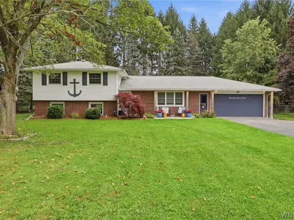 4421 Tonawanda Creek Rd, North Tonawanda, NY 14120
