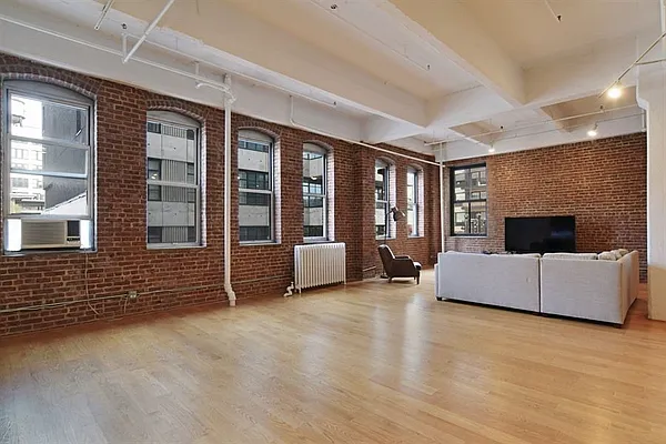 Rented by Compass | media 2
