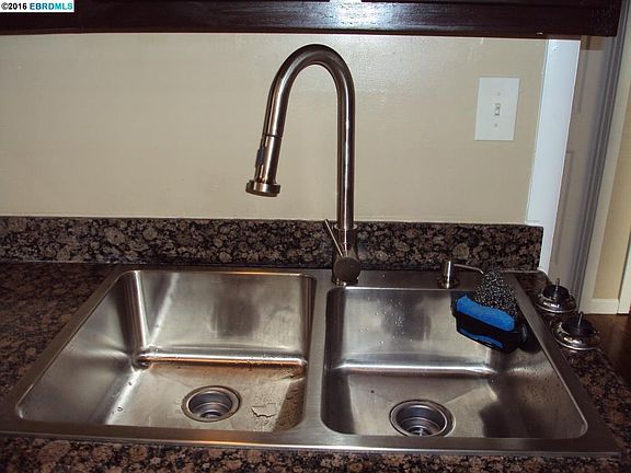 3rd image of 2857 Garvin Ave