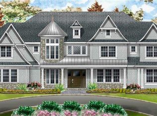 45 Drake Ln, Manhasset, NY 11030