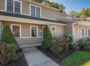 61 Abbey Memorial Dr APT 172, Chicopee, MA 01020