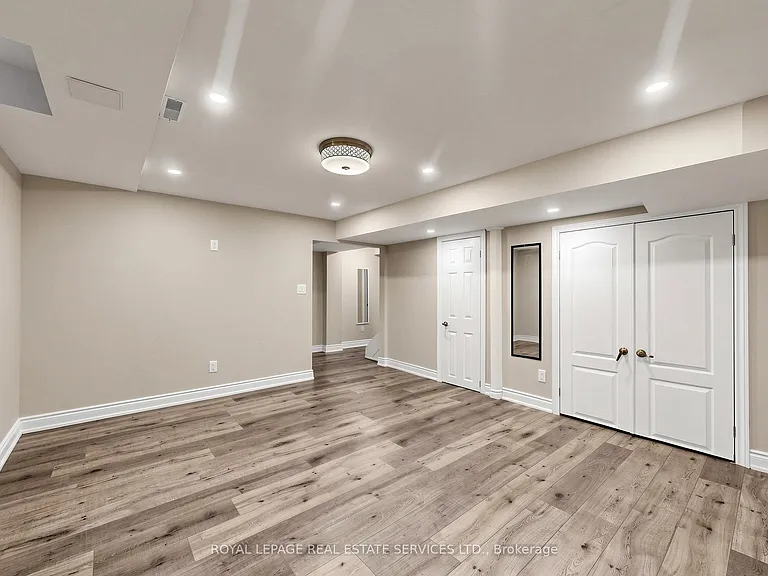 5837 Rainberry Dr — Photo 31