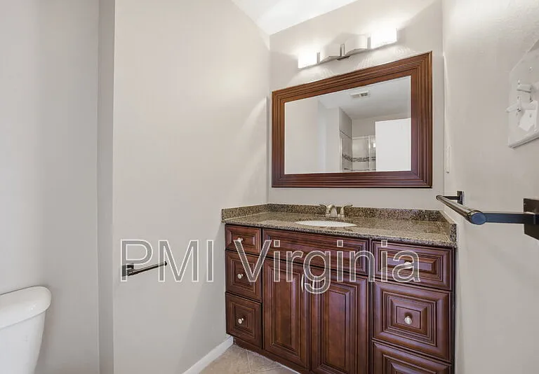 5140 Glenwood Way — Photo 19