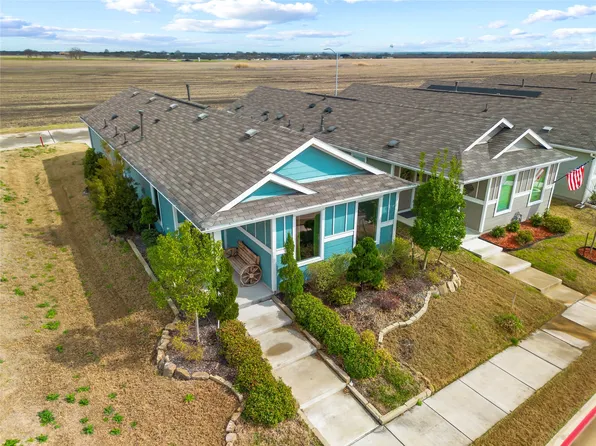 421 Corsair Way, Ferris, TX 75125