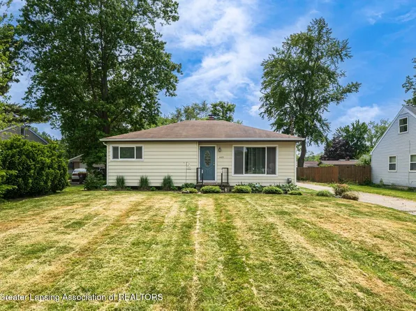 4185 Dallas Ave, Holt, MI 48842