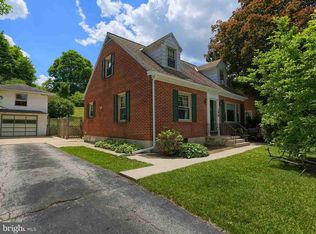 144 W Hoke St, Spring Grove, PA 17362
