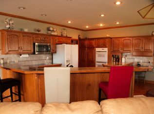 9191 Platteview Rd, Papillion, NE 68046