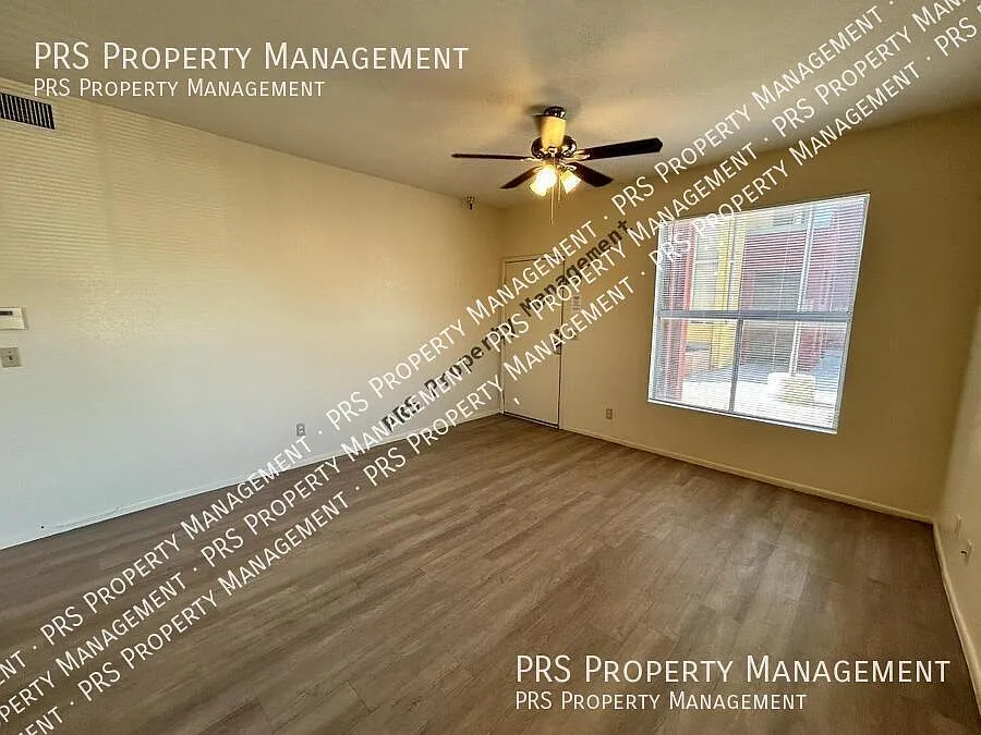 50% Off 1st Months Rent Located In The Heart Of Tempe — Photo 4