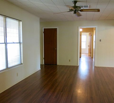 5th image of 326 Saipan Pl