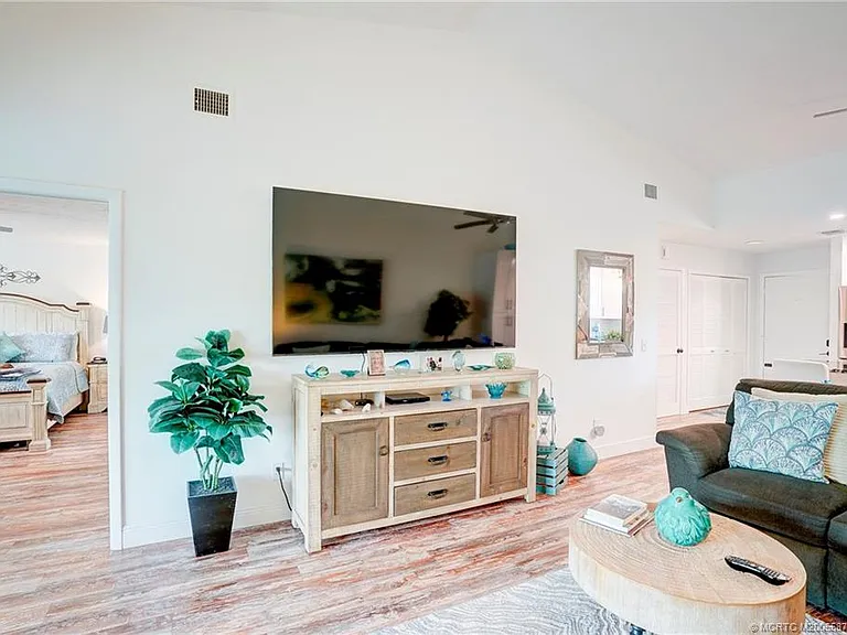 2950 SE Ocean Blvd #122-6 — Photo 23
