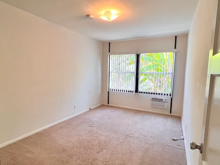 2 bed, 750 sqft, $2,350 — Photo 4
