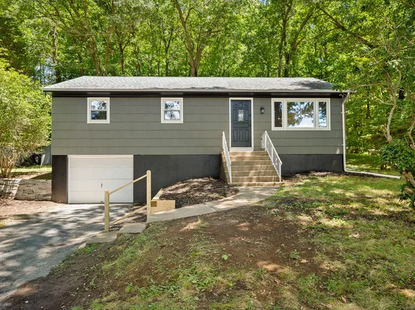 1673 Hartford New London Turnpike, Montville, CT 06370