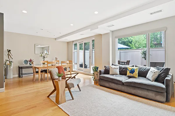Sold by Compass | media 1