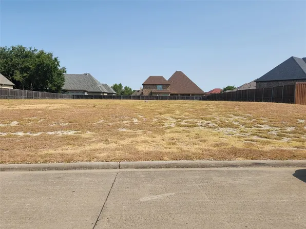 921 Wood Hollow Way, Desoto, TX 75115