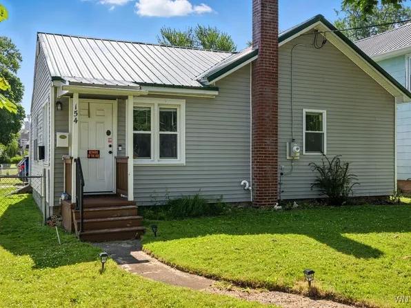 154 Pound St, Lockport, NY 14094