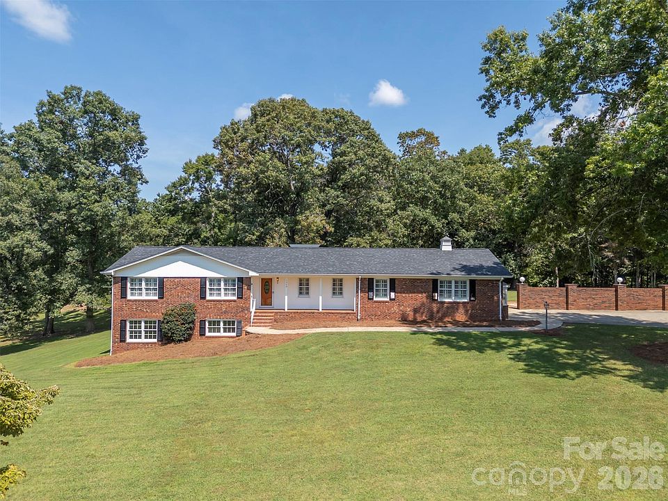 1st image of 1360 Harris Holly Springs Rd