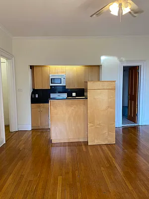 Rented by Georgine Podhorsky, LREB | media 35